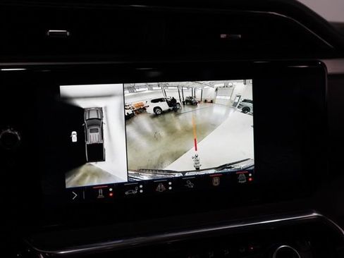 Used 2025 GMC Sierra 1500 Denali w/ Denali Reserve Package AWD/4WD image 26