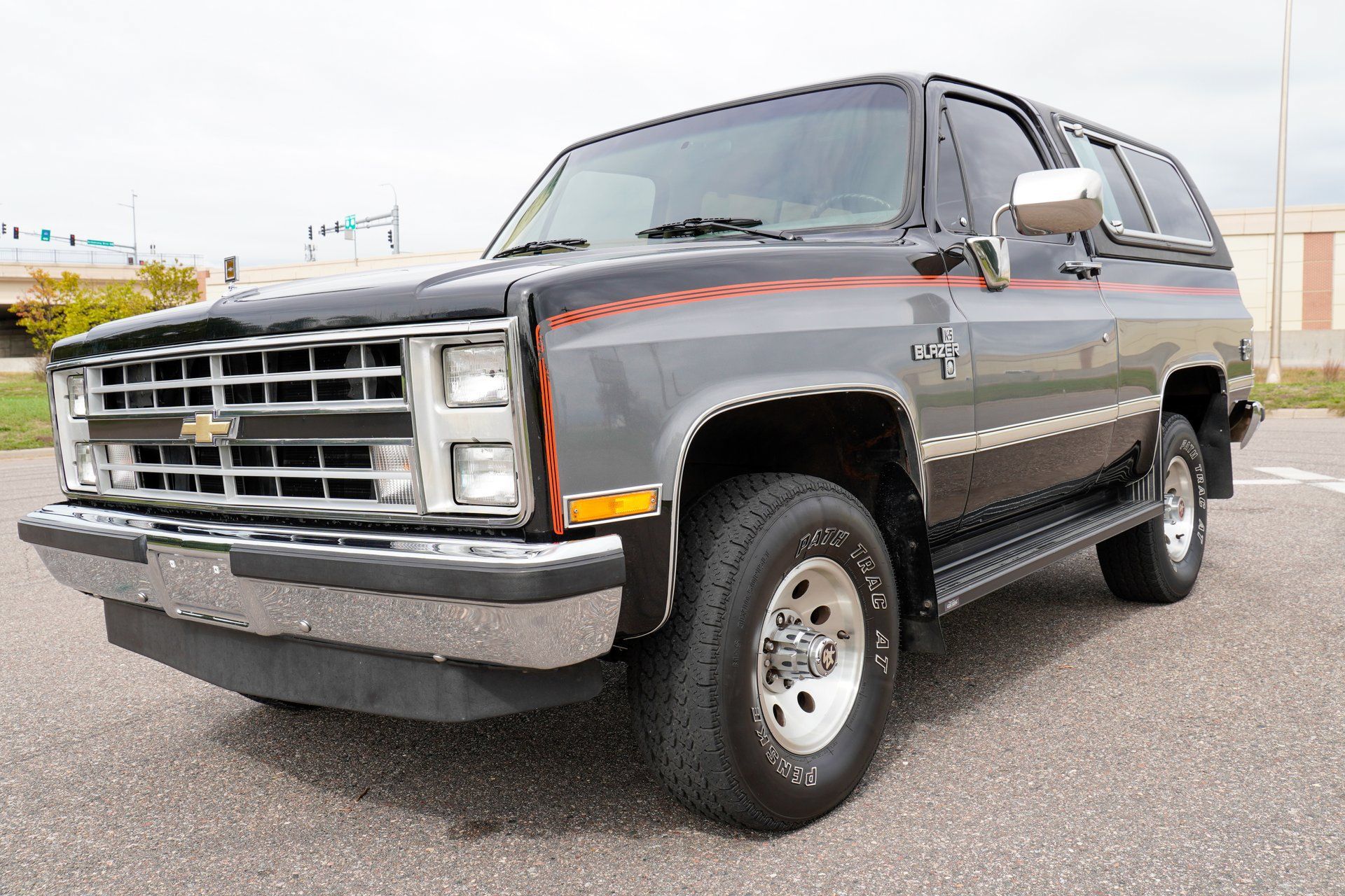 Used 1987 Chevrolet Blazer 4WD image 7