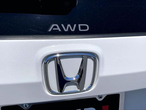 Used 2025 Honda CR-V EX image 10