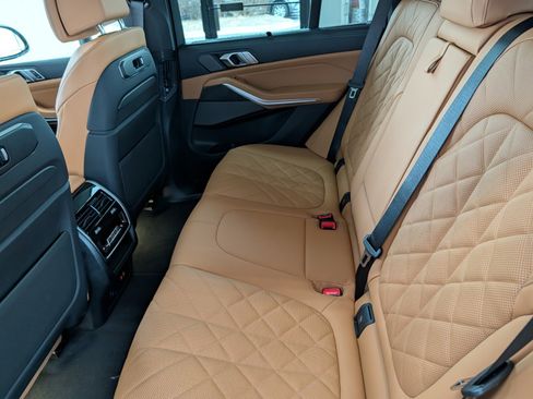 New 2026 BMW X5 M60i image 13