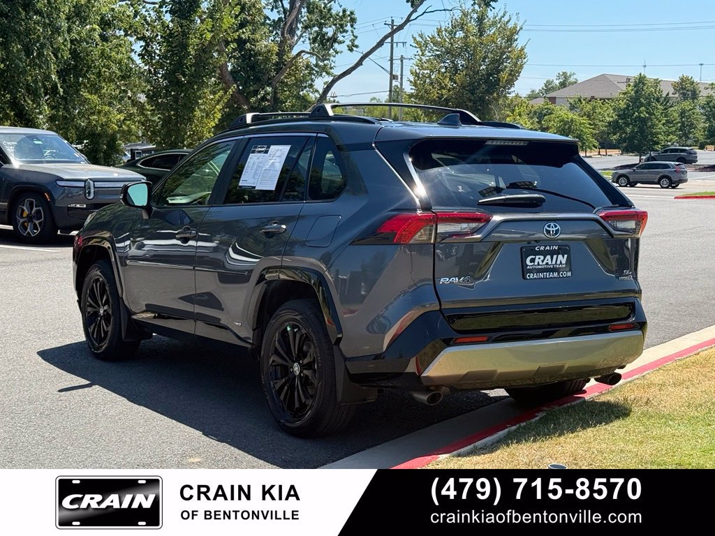 Used 2022 Toyota RAV4 SE AWD/4WD image 5