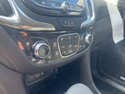 Used 2024 Chevrolet Equinox Premier image 8