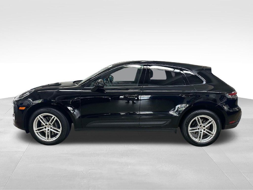 Used 2024 Porsche Macan AWD/4WD image 31