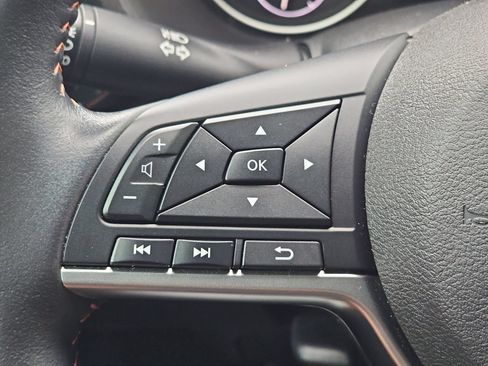 Used 2024 Nissan Sentra SR w/ SR Premium Package FWD image 20