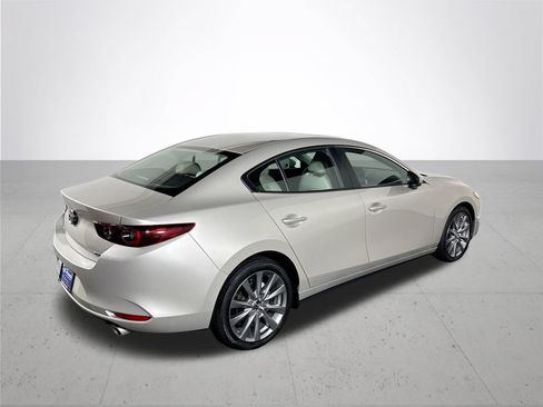 Used 2024 MAZDA MAZDA3 s FWD image 6