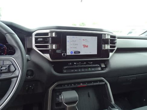 Used 2025 Toyota Sequoia SR5 AWD/4WD image 28