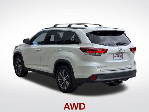 Used 2019 Toyota Highlander SE AWD/4WD image 15