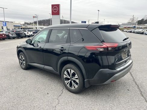 Certified 2023 Nissan Rogue SV w/ SV Premium Package image 5