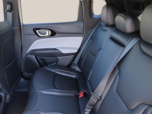 New 2026 Jeep Compass Limited image 15