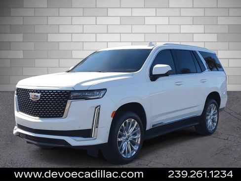 Used 2022 Cadillac Escalade Premium Luxury image 1