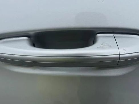 Used 2017 Ford Edge Sport w/ Technology Package image 12