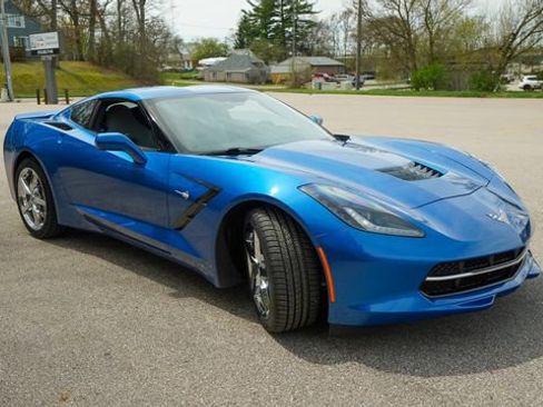 Used 2014 Chevrolet Corvette Stingray Coupe w/ 2LT Preferred Equipment Group RWD image 9