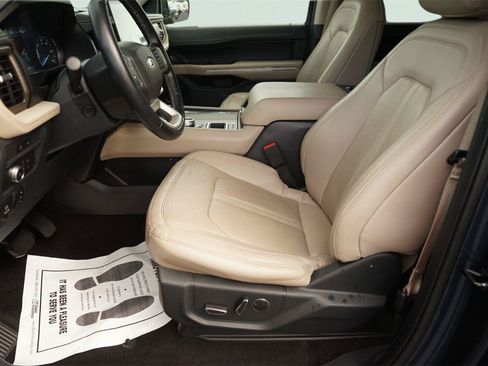 Used 2022 Ford Expedition Max Limited RWD image 9