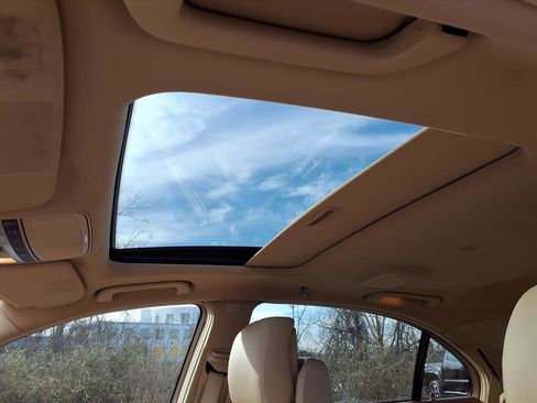 Used 2011 Mercedes-Benz S 550 4MATIC image 26