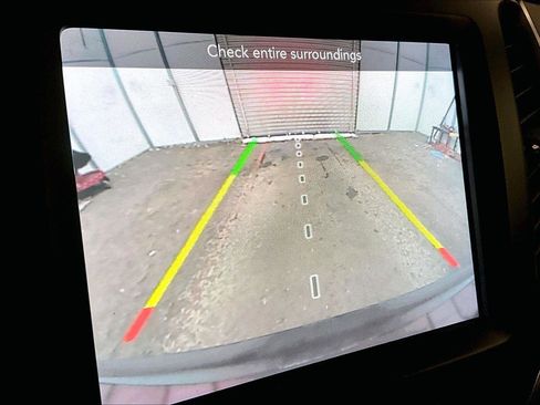 Used 2021 Jeep Cherokee Latitude Lux w/ Sun & Sound Group image 20