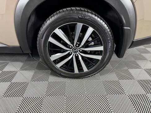 Used 2023 Nissan Pathfinder Platinum w/ Cargo Package image 37