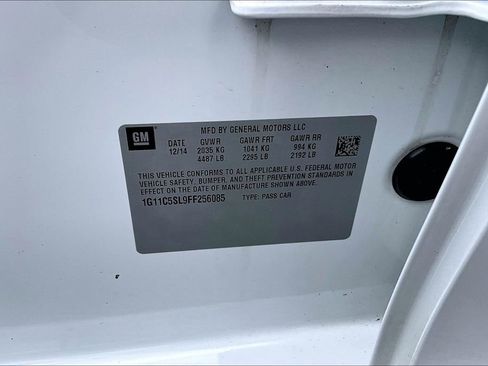 Used 2015 Chevrolet Malibu LT w/ Power Convenience Package FWD image 34
