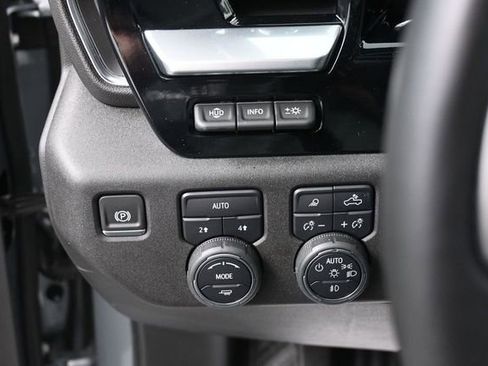 Used 2024 Chevrolet Silverado 1500 LTZ w/ Technology Package AWD/4WD image 15
