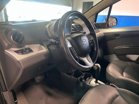 Used 2015 Chevrolet Spark LT image 22