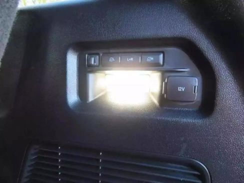 Used 2020 Ford Explorer Limited image 7