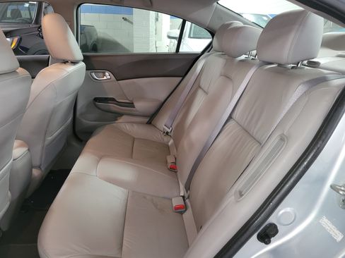 Used 2012 Honda Civic Hybrid Sedan image 17