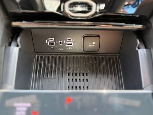 New 2026 Jeep Grand Cherokee L Limited AWD/4WD image 31