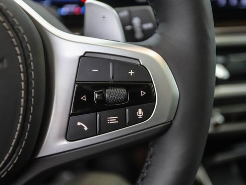 New 2026 BMW X5 xDrive40i w/ Executive Package image 13