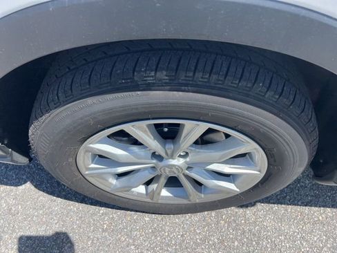 Used 2024 Honda CR-V EX-L image 7