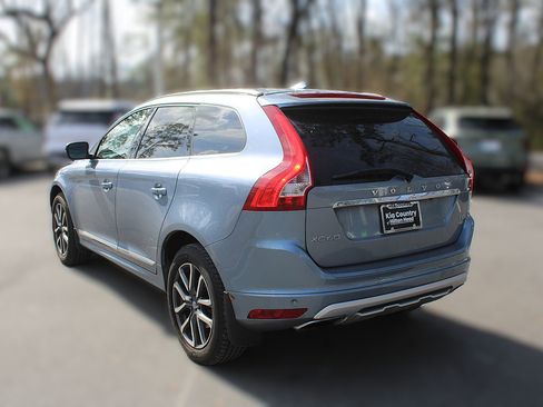 Used 2017 Volvo XC60 T6 Dynamic w/ Climate Package image 7