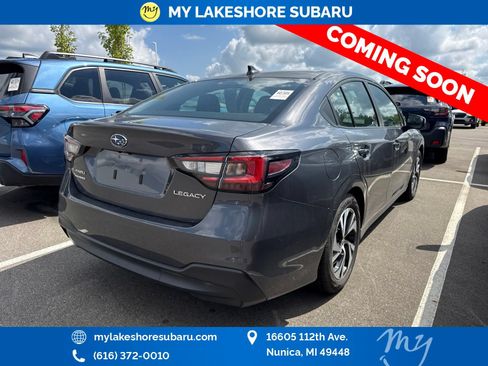 Used 2025 Subaru Legacy Premium AWD/4WD image 8