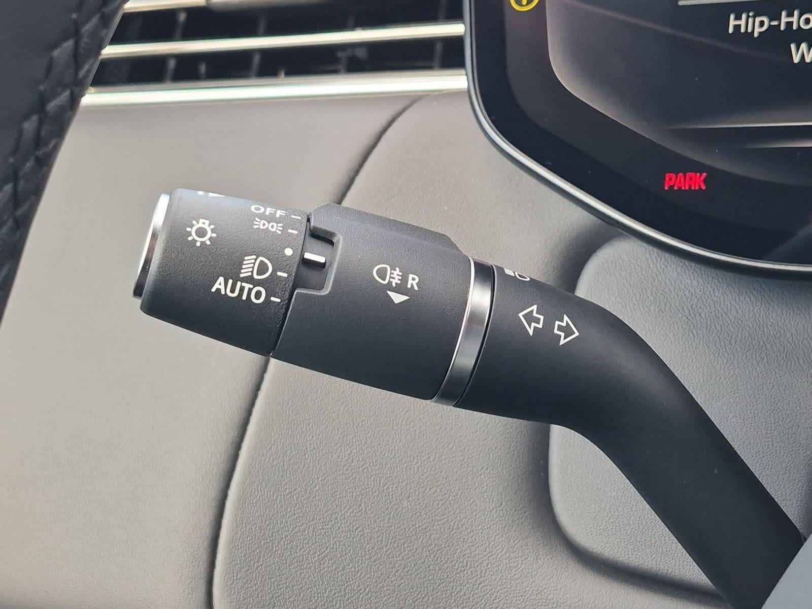 New 2027 Land Rover Range Rover Sport SE AWD/4WD image 28