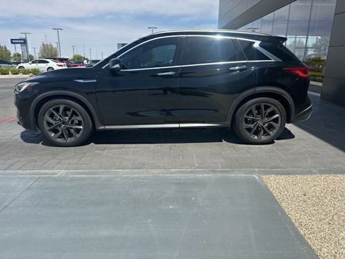 Used 2019 INFINITI QX50 Essential w/ Sensory Package AWD/4WD image 8