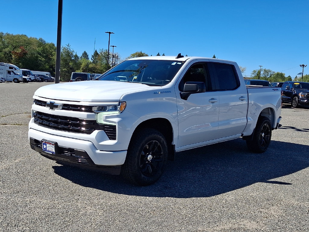 Used 2026 Chevrolet Silverado 1500 RST AWD/4WD image 6