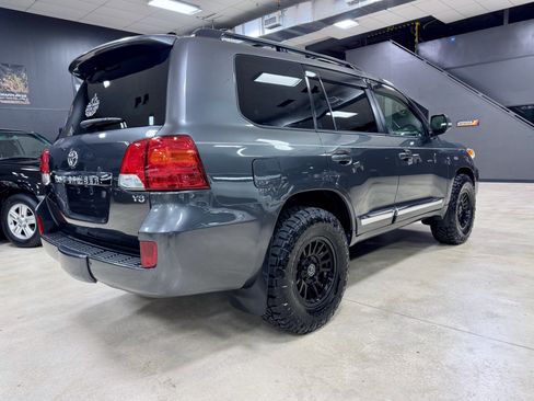 Used 2013 Toyota Land Cruiser AWD/4WD image 8