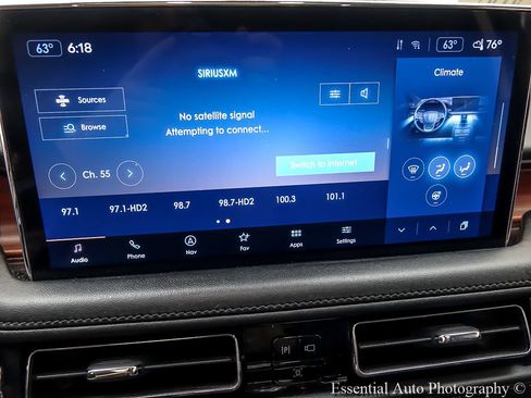 Used 2022 Lincoln Nautilus Reserve w/ Equipment Group 201A AWD/4WD image 17