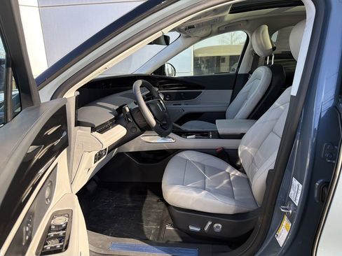 New 2026 Lincoln Nautilus Premier w/ Equipment Group 102A image 5