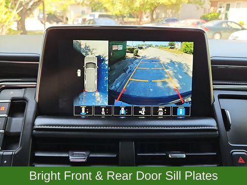 Used 2023 GMC Yukon SLT w/ SLT Premium Package AWD/4WD image 19