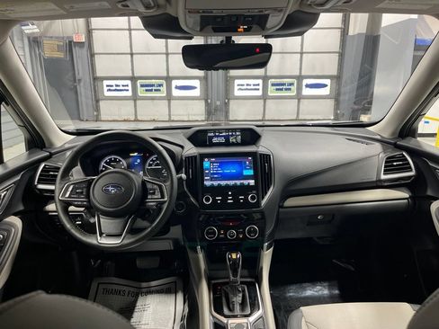 Used 2024 Subaru Forester Limited w/ POP Package 3 AWD/4WD image 30