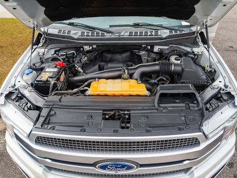 Certified 2018 Ford F150 Platinum w/ Equipment Group 701A Luxury image 23