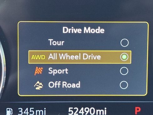 Used 2021 Buick Envision Essence image 9