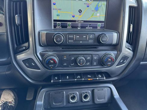 Used 2018 Chevrolet Silverado 1500 LT w/ All Star Edition image 32