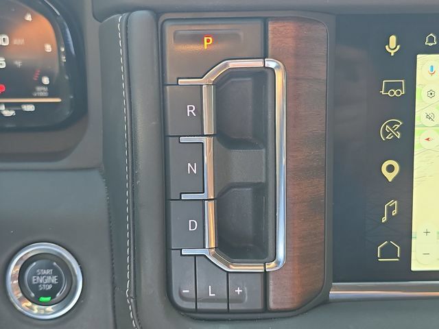 Used 2023 GMC Yukon Denali Ultimate AWD/4WD image 16
