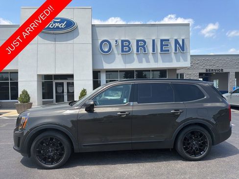 Used 2022 Kia Telluride SX w/ SX Prestige Package AWD/4WD image 1
