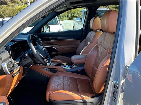 Certified 2024 Kia Telluride SX Prestige X-Line image 14
