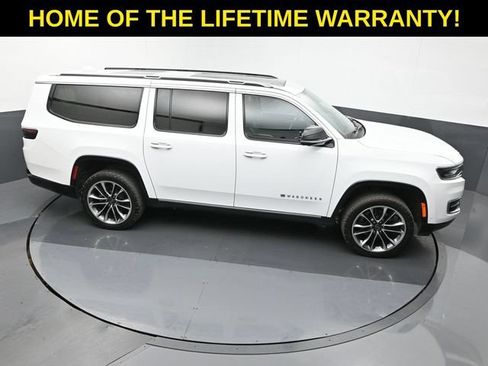 Used 2023 Jeep Wagoneer L Series III w/ Premium Group I AWD/4WD image 60