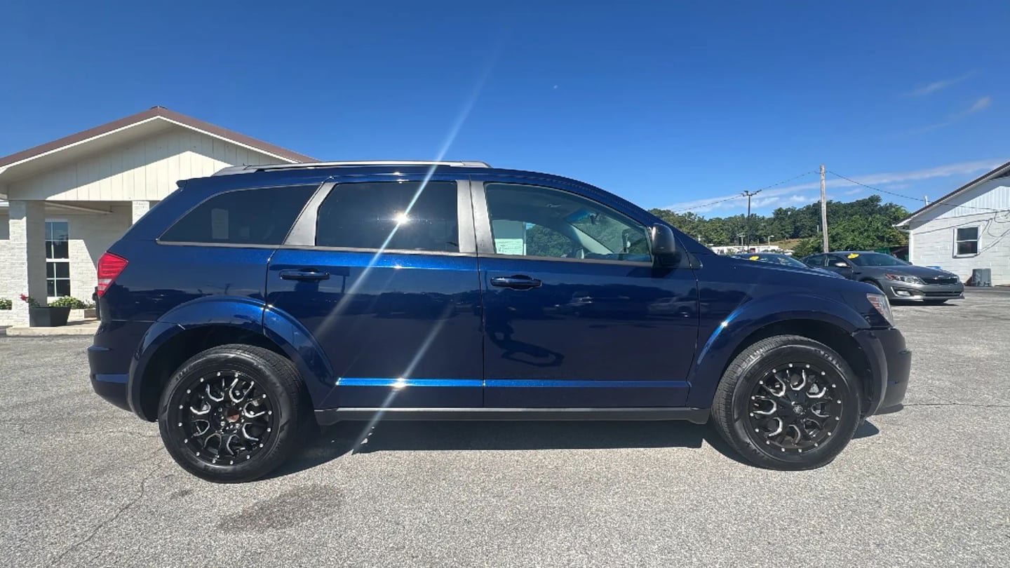 Used 2017 Dodge Journey SE FWD image 6