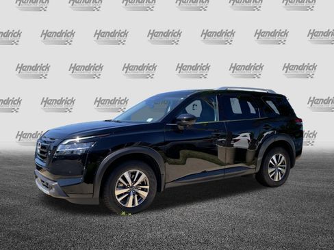 Used 2022 Nissan Pathfinder SL w/ Lighting Package (N92) AWD/4WD image 5