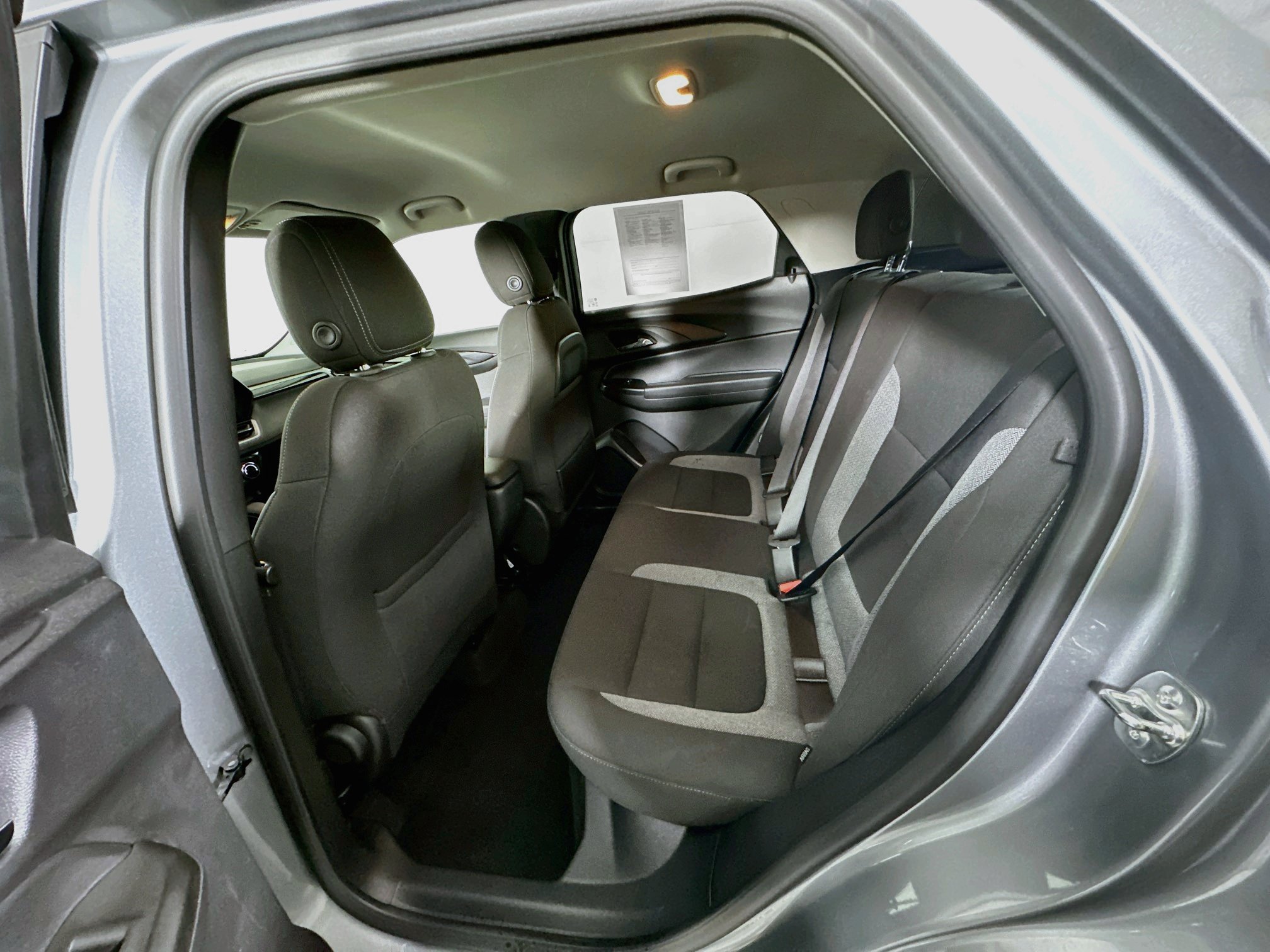 Used 2025 Chevrolet TrailBlazer LT FWD image 26