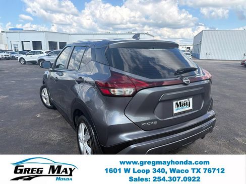 Used 2024 Nissan Kicks S FWD image 5