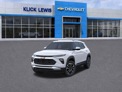 New 2026 Chevrolet TrailBlazer LT w/ Driver Confidence Package AWD/4WD image 8
